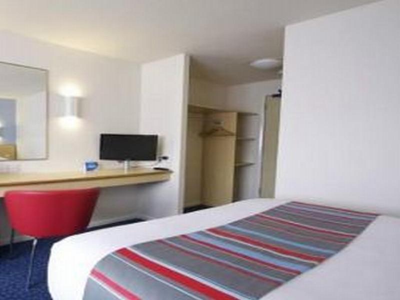 Travelodge Manchester Salford Quays Eksteriør bilde