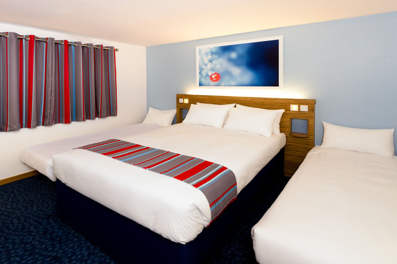 Travelodge Manchester Salford Quays Eksteriør bilde