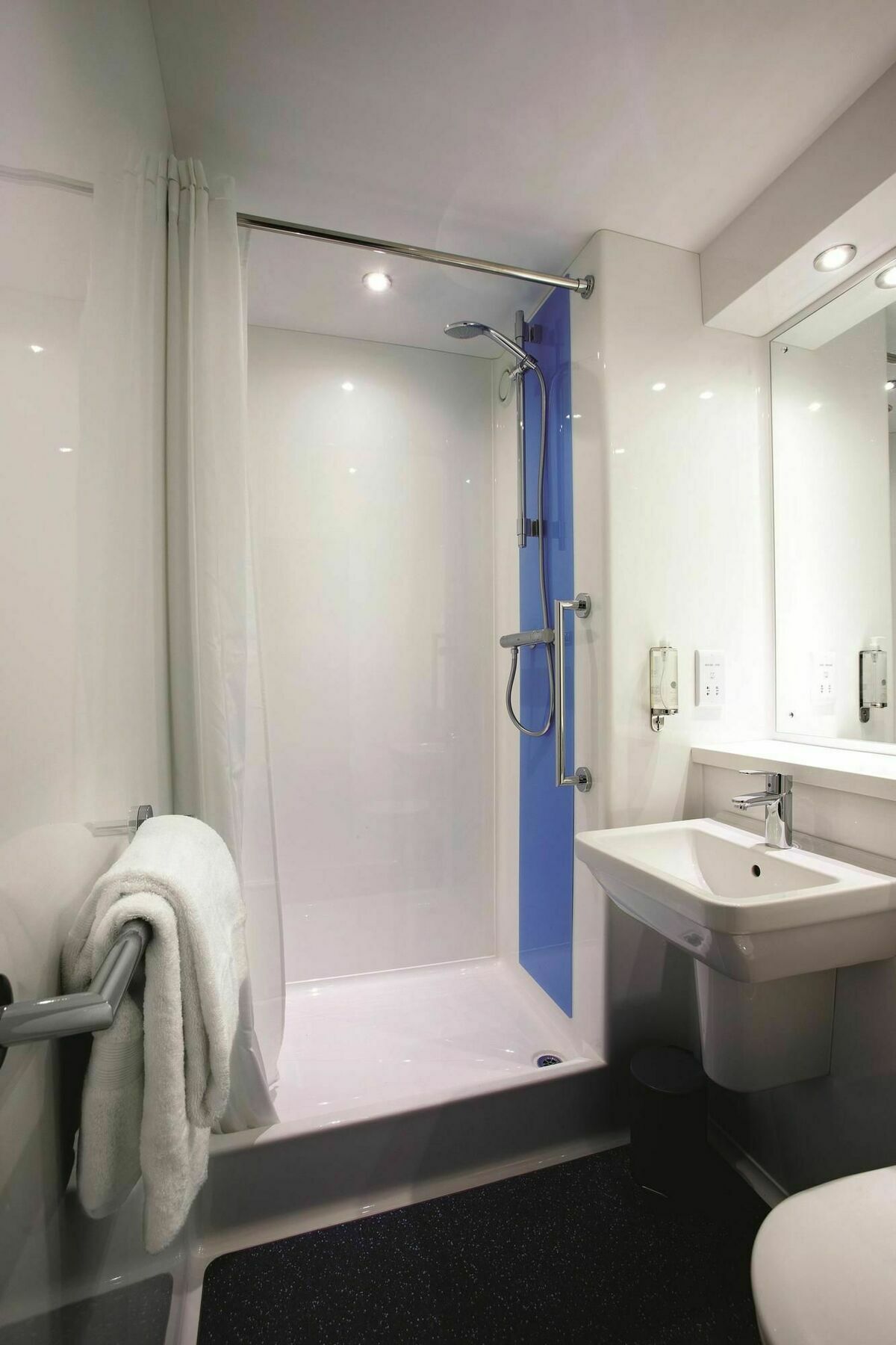 Travelodge Manchester Salford Quays Eksteriør bilde